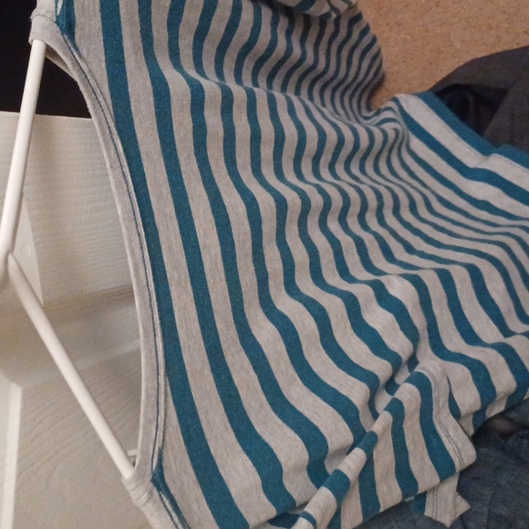 AE V-Neck Shirt, Teal and Light Grey - Picture 3 of 3